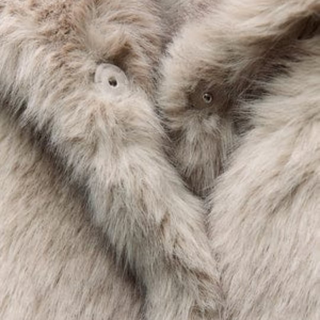 Flauschiger Mantel für Damen