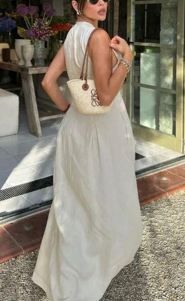 Ärmelloses Kleid mit hoher Taille