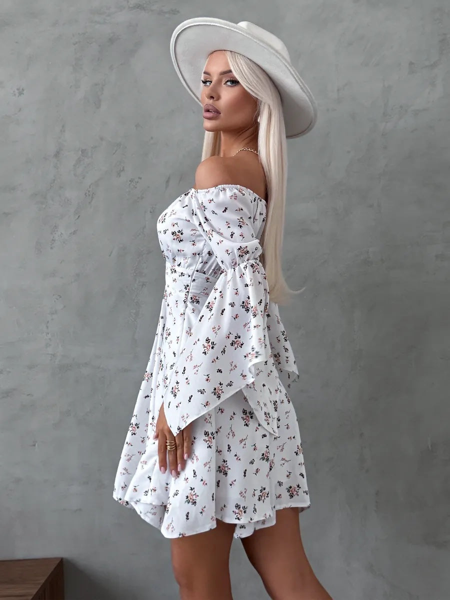 Kurzes Sommerkleid Weiß schulterfrei