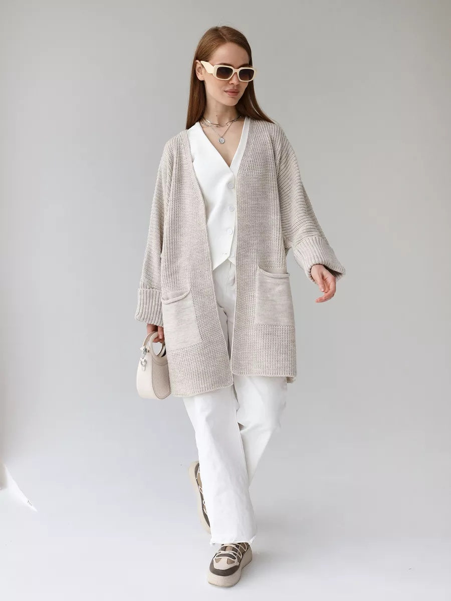 VelaBerlin – Langer Oversize-Strickcardigan mit Taschen