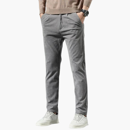 Schmale Cordhose für Herren
