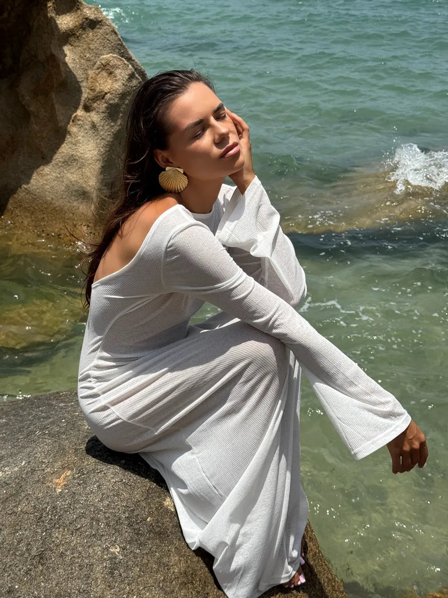 Strandkleid mit offenem Rücken