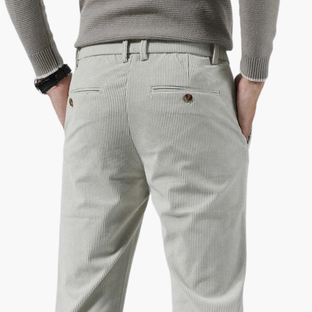 Schmale Cordhose für Herren