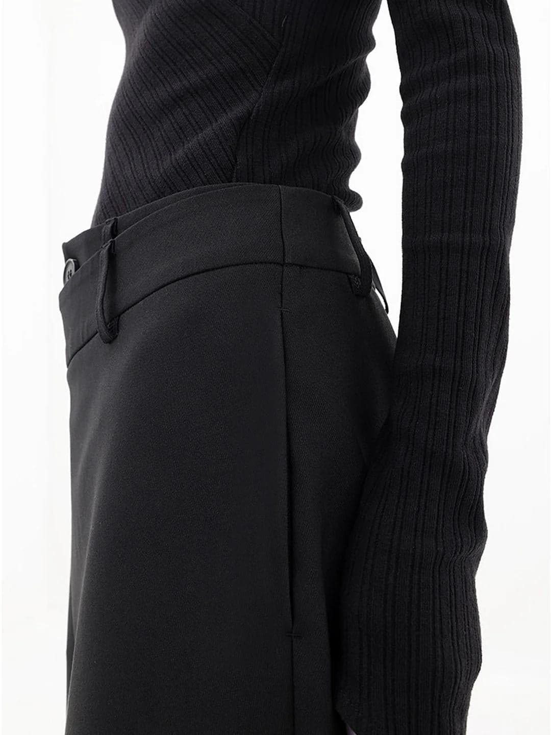 Asymmetrische Bundhose für Damen