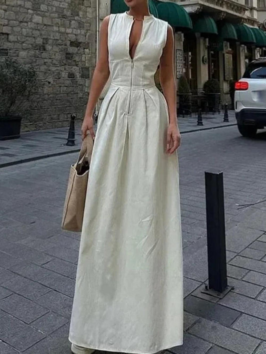 Ärmelloses Kleid mit hoher Taille
