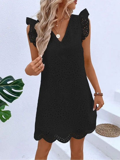 Weißes Sommerkleid aus Baumwolle mit Stickerei