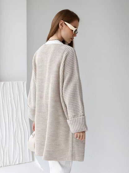 VelaBerlin – Langer Oversize-Strickcardigan mit Taschen