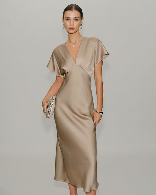 Apricotfarbenes Satiniertes Midikleid in A-Linie mit V-Ausschnitt