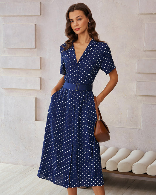 Blaues Midikleid mit Polka Dots und Gürtel
